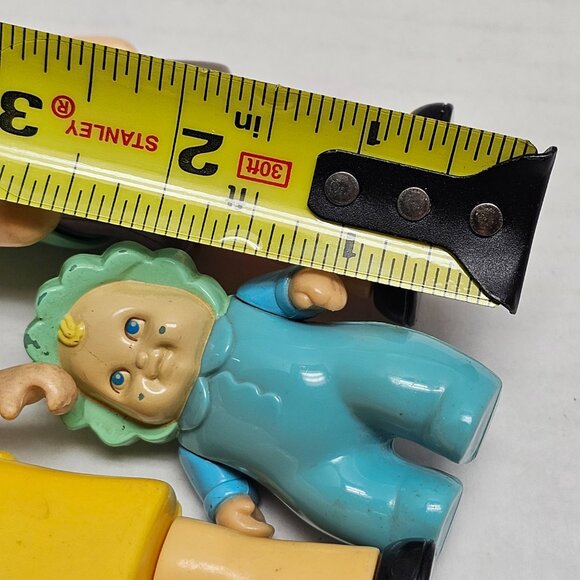 Vintage Little Tikes Dollhouse Doll House Family Figure Mom Dad Baby Grandma LOT - Picture 8 of 8